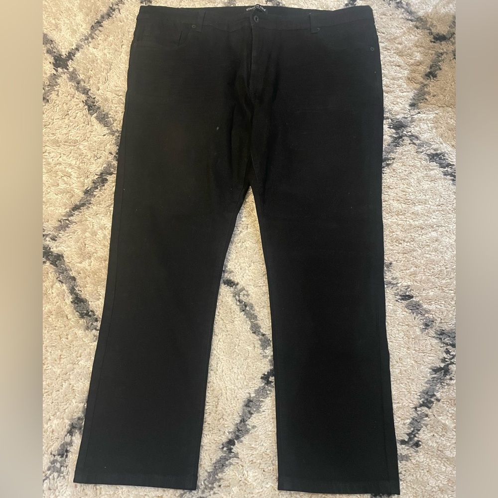 Black Kenneth Cole Denim. Excellent Condition. Size 44w-30L